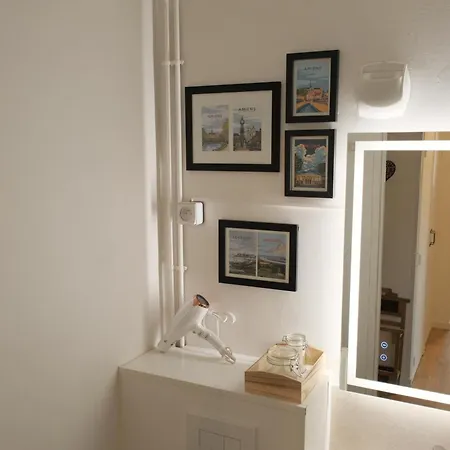 Aux Trompettes Violettes Appartement