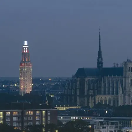 Appartement Aux Trompettes Violettes